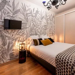 Rent Dolomites Apartment Annecy